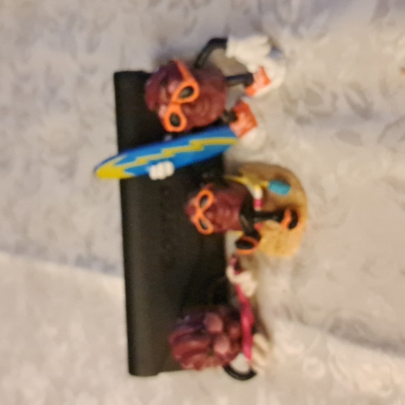 3 raisins by Applause - Picture 1 of 1